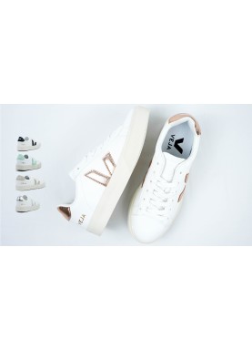 Baskets en cuir sans chrome...