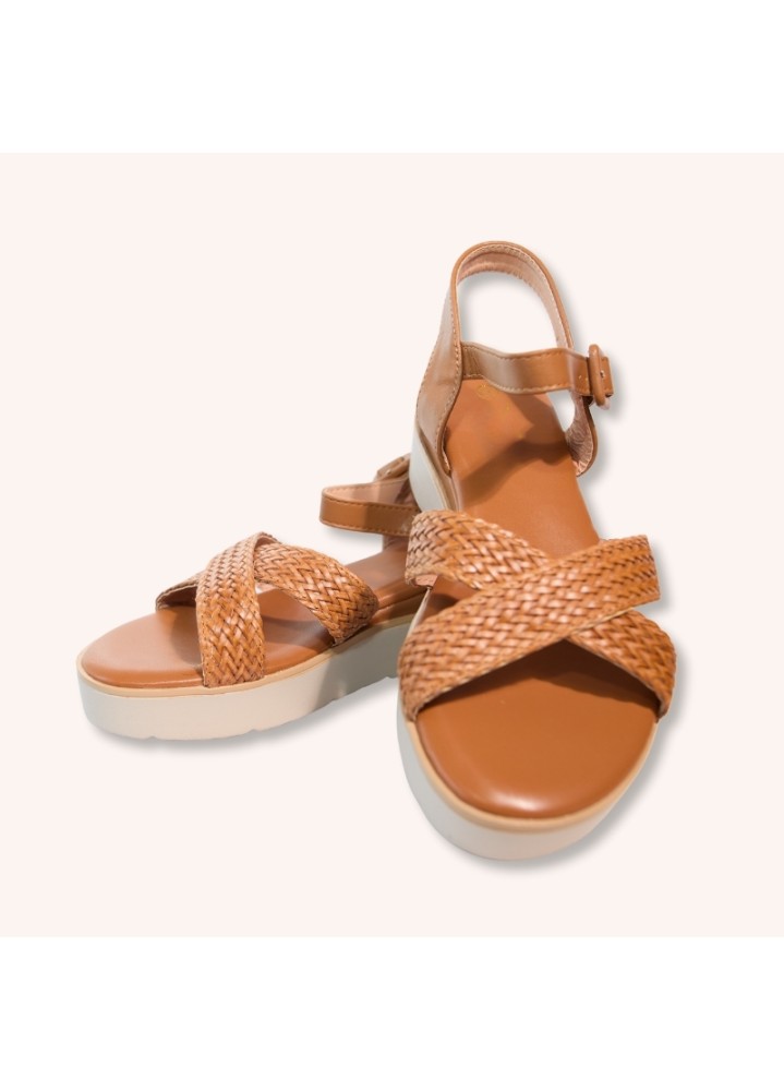 Sandales compensées tressées